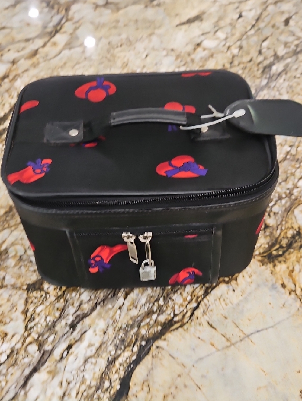 YUHANG Black Cosmetic Train Case with Red Hat  Motif.